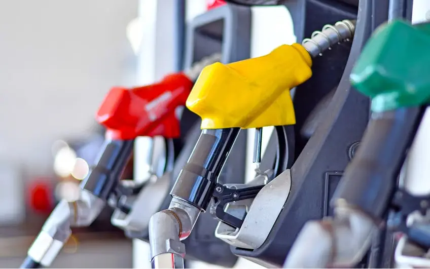 ガソリンスタンド