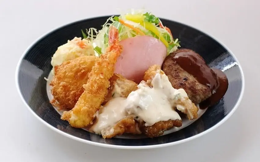 レストラン青山