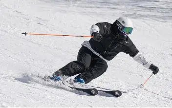 最高の雪質でスキーを満喫