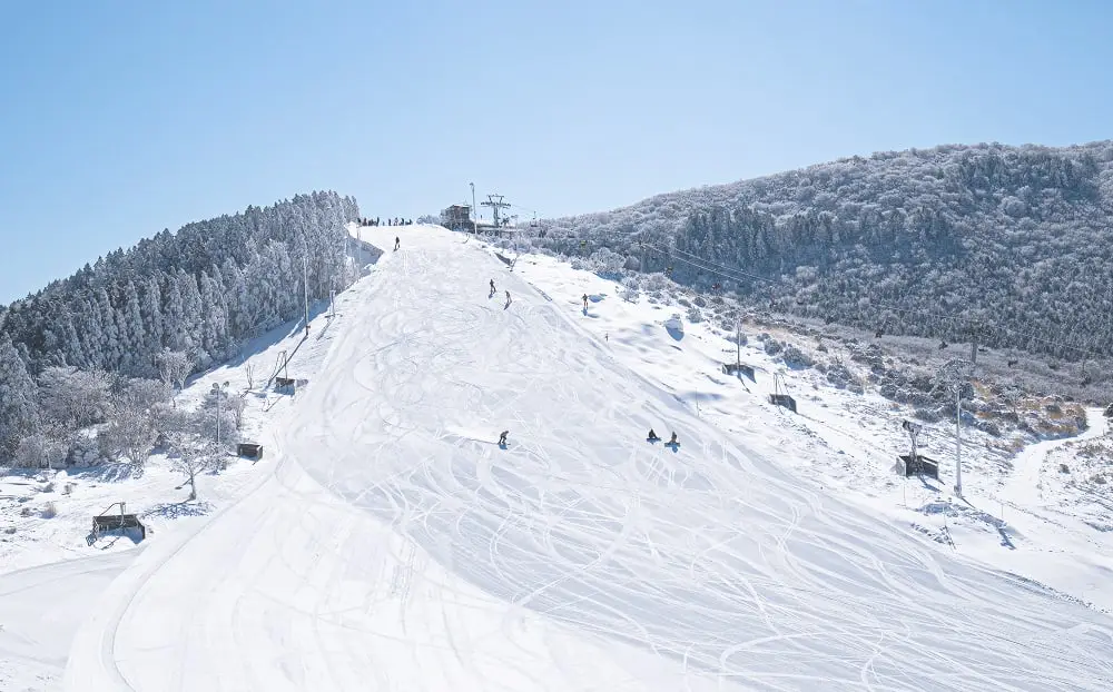 ゲレンデ・リフト