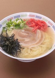 豚骨ラーメン￥700 大盛￥900