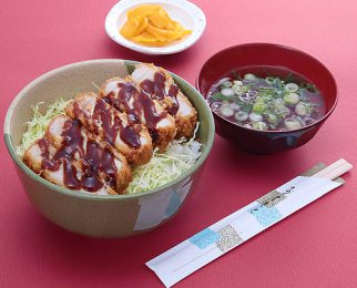 Sangen pork cutlet rice bowl 1,300 yen